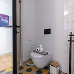 Апартаменти Glamorous 3bdr In Center By Lovelystay Лісабон