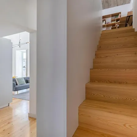 Spacious 3Bdr Apartment With Balcony By Lovelystay * Lisbon