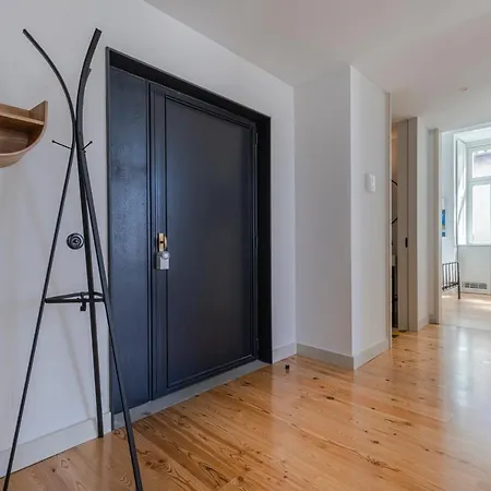 Appartement Glamorous 3bdr In Center By Lovelystay Lissabon