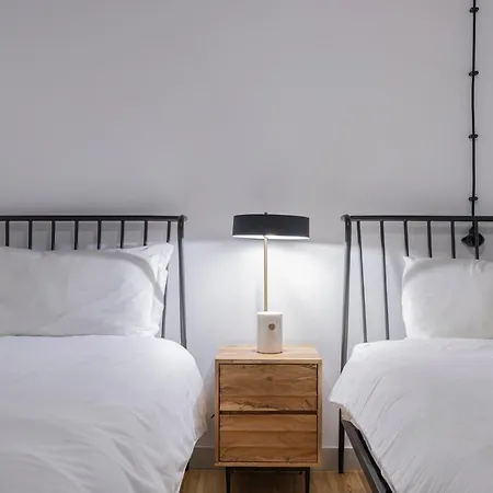 Glamorous 3bdr In Center By Lovelystay Appartement Lissabon