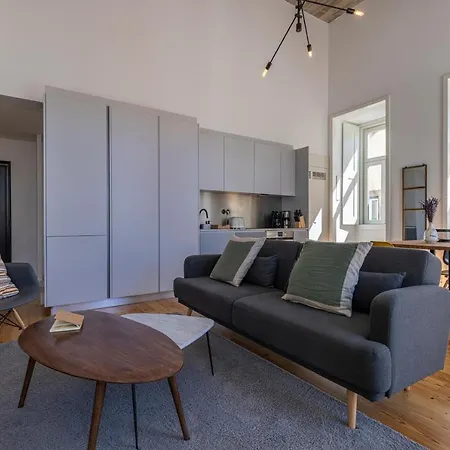 Appartement Glamorous 3bdr In Center By Lovelystay Lissabon