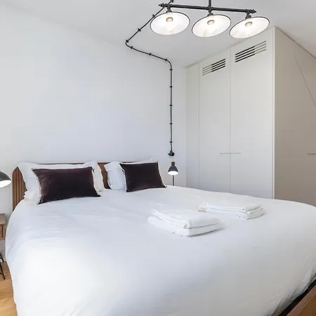 Lejlighed Glamorous 3bdr In Center By Lovelystay