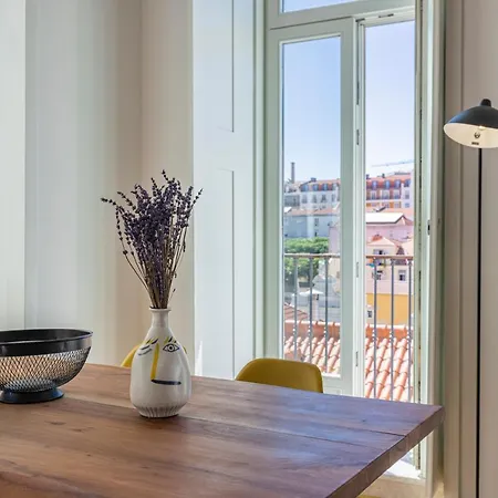 Glamorous 3bdr In Center By Lovelystay Lejlighed